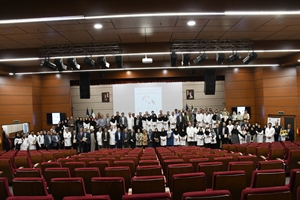 گفت وگو با دستیاران حائز رتبه در بیستمین جشنواره آموزشی مجتمع بیمارستانی امام خمینی (ره)