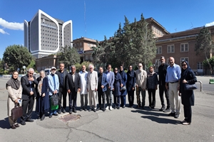میزبانی مجتمع بیمارستانی امام خمینی (ره) از هنرمندان پیشکسوت به مناسبت هفته سلامت
