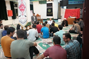 شهردار منطقه ۶ پای دغدغه‌های دانشجویان خوابگاه کوی علوم پزشکی تهران نشست