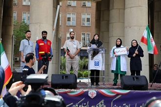 تجمع اعتراضی دانشگاهیان و کادر سلامت در محکومیت حملات دشمن امریکایی-صهیونی به مراکز بهداشتی، درمانی، آموزشی، تحقیقاتی و دارویی