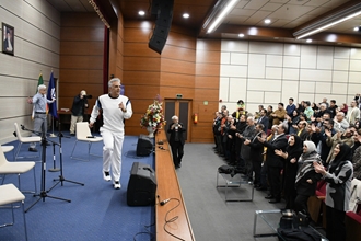 تصویری دویست و چهاردهمین همایش سلامت و زندگی در مجتمع بیمارستانی امام خمینی(ره) 